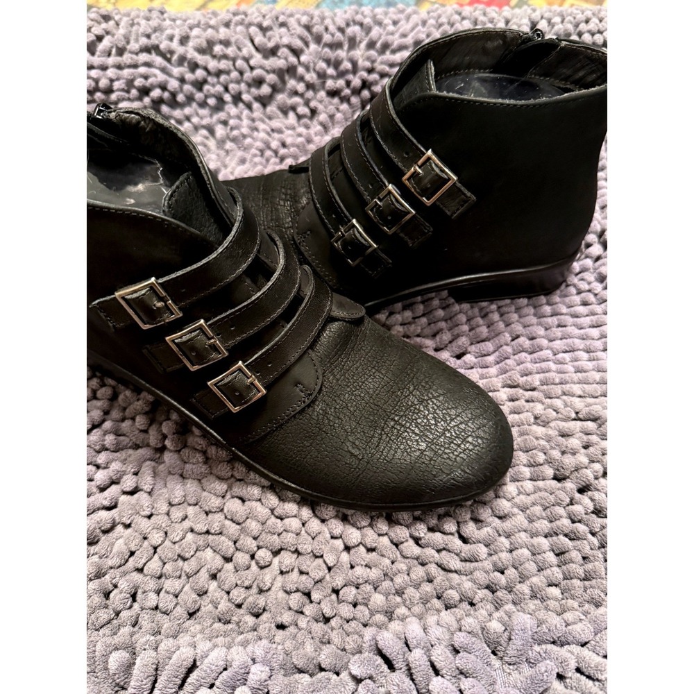 Naot Black Leather Triple Buckle Strap Ankle Boots Side Zip Sz 39  Witchy Vamp